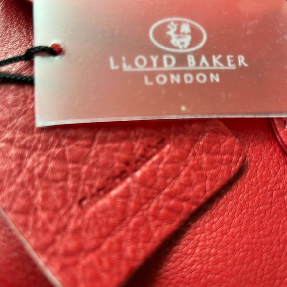Lloyd baker leather shoulder bag. New with tags. Red. - Picture 9 of 9